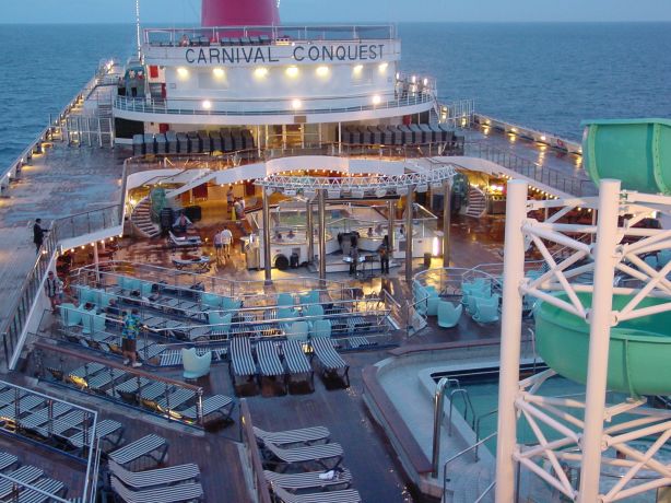 ../Images/Forward pool at sunset.jpg